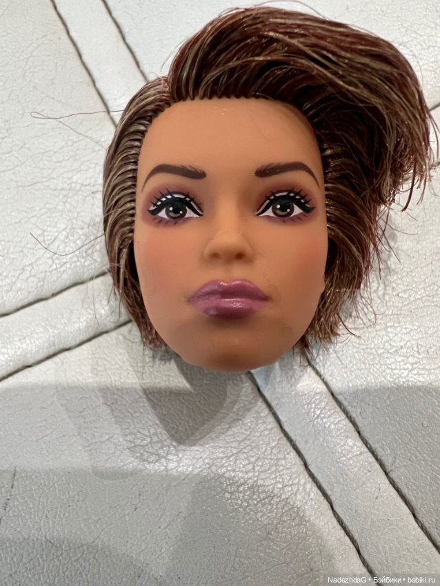 Голова Барби Лукс 22 Виктория (фото 4)
