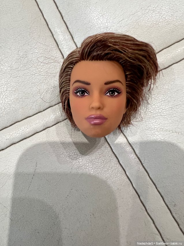 Голова Барби Лукс 22 Виктория (фото 7)