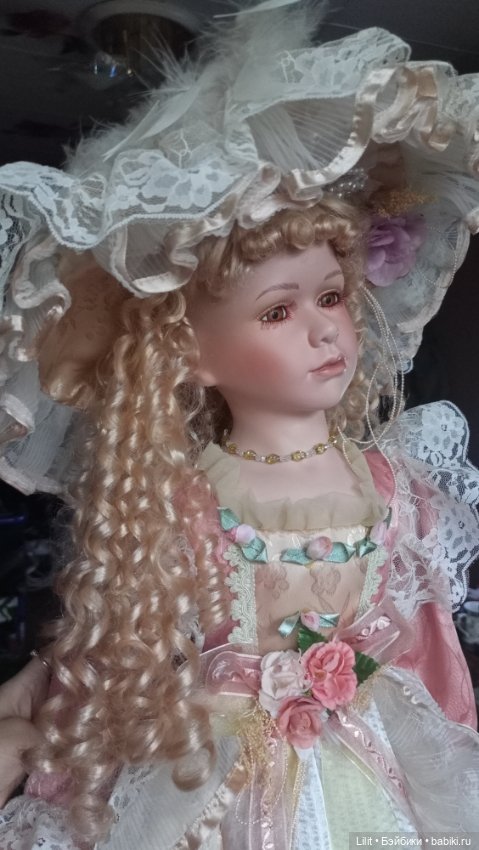 Большая барышня — Фарфоровые куклы (фото 4)