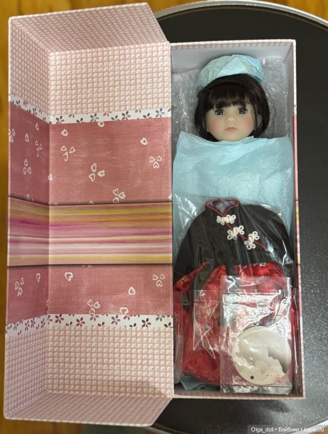 Лимитная Наоми от Ruby Red 37 см (фото 2)