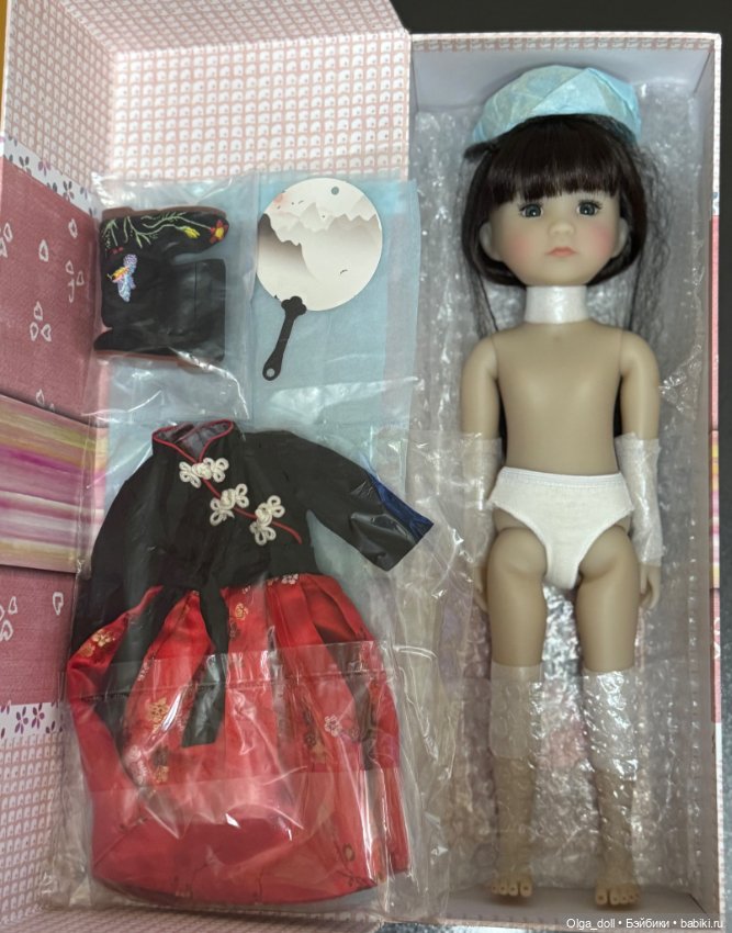 Лимитная Наоми от Ruby Red 37 см