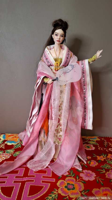 Шёлковое ханьфу для девочек 1/4