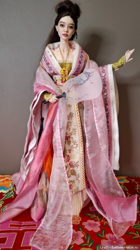 Шёлковое ханьфу для девочек 1/4