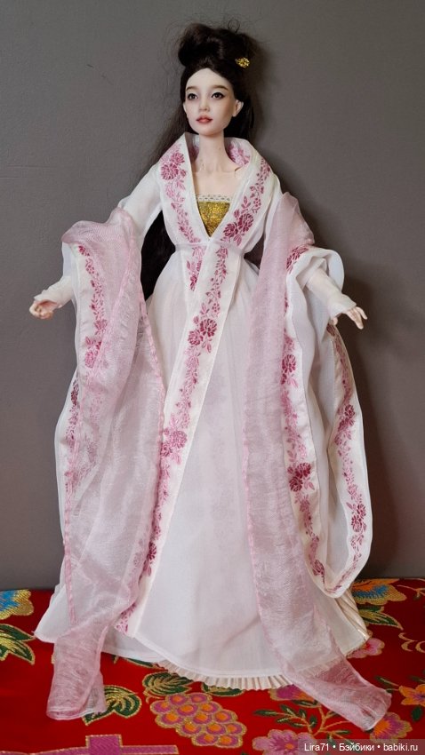 Шёлковое ханьфу для девочек 1/4