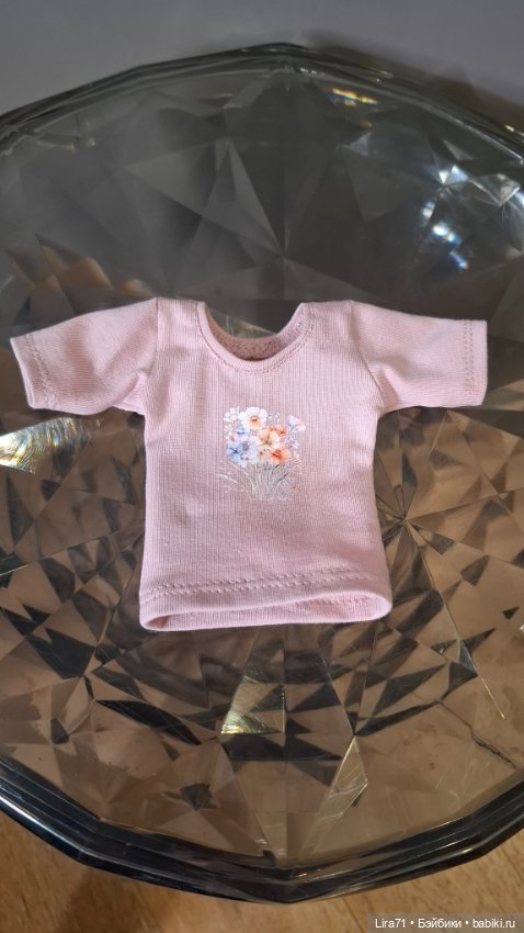 Футболка, юбка и трусики на девочек 1/4 (фото 7)