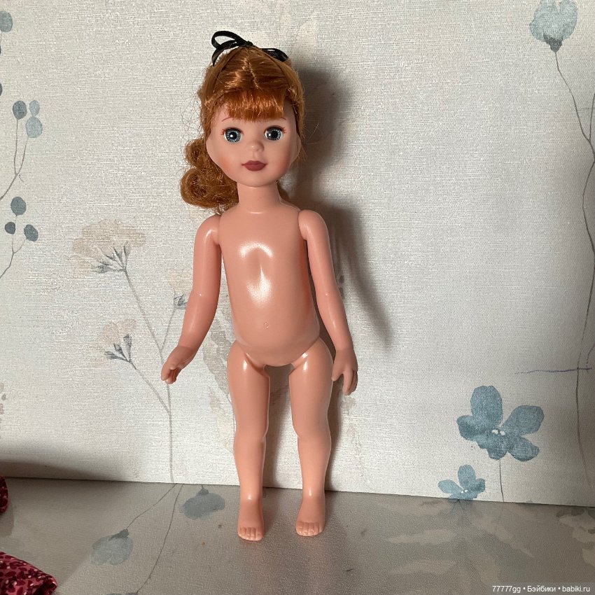 Деревенская девочка от Роберта Тоннера