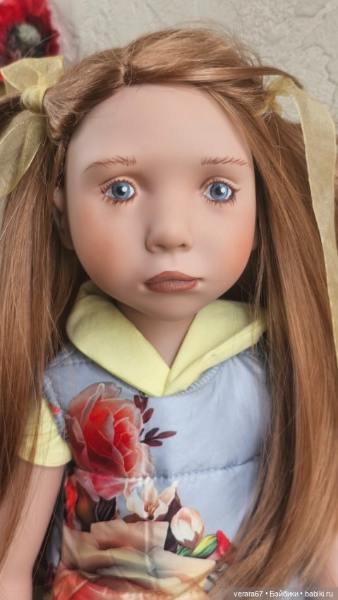 Привлекательная Ann-Sophia Zwergnase