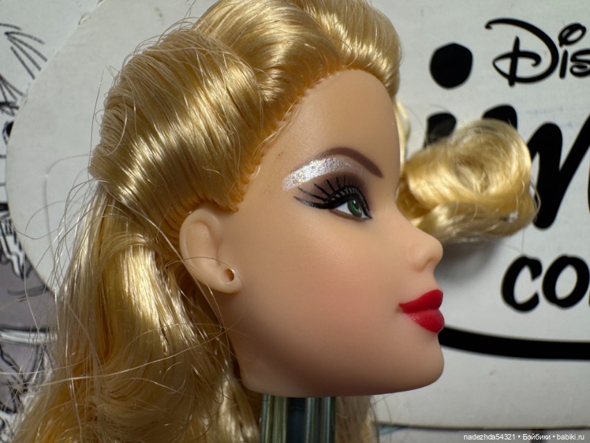 Голова Барби Праздничная 2012 год (фото 4)