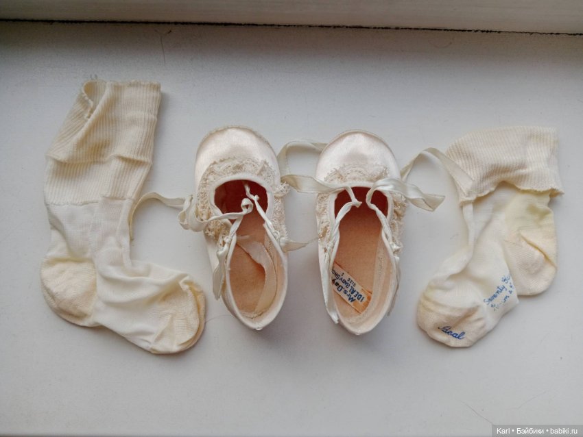 Антикварные туфли Mrs.Day's Ideal с оригинальными носками (фото 2)