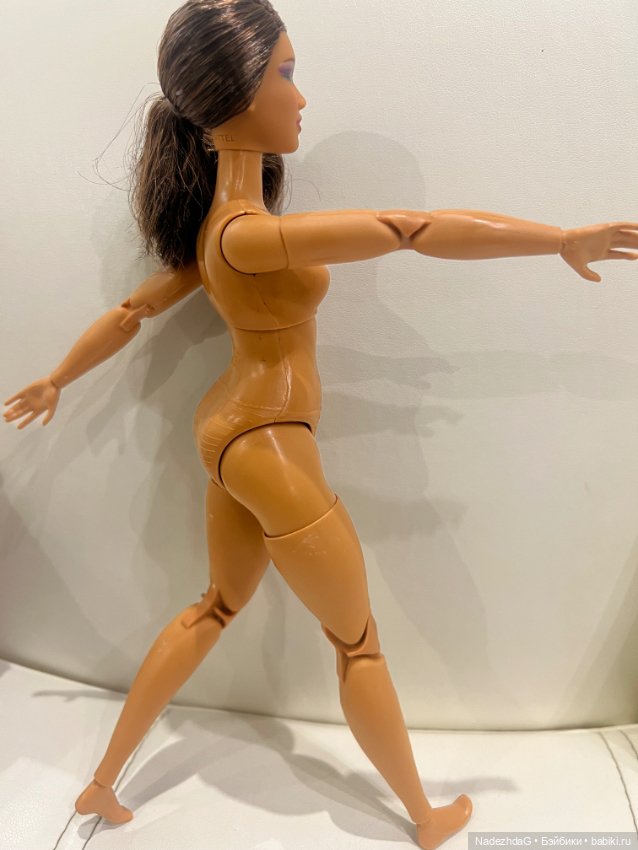 Barbie Looks 12 Фрида Нюд