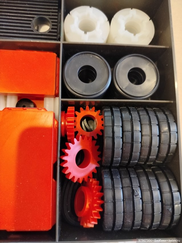 Конструктор Механик СССР — Винтажные куклы и игрушки детства (фото 3)