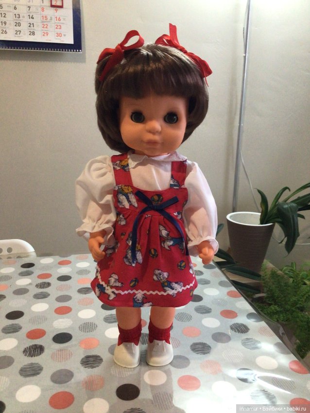 Милая девчушка из средней группы детского сада