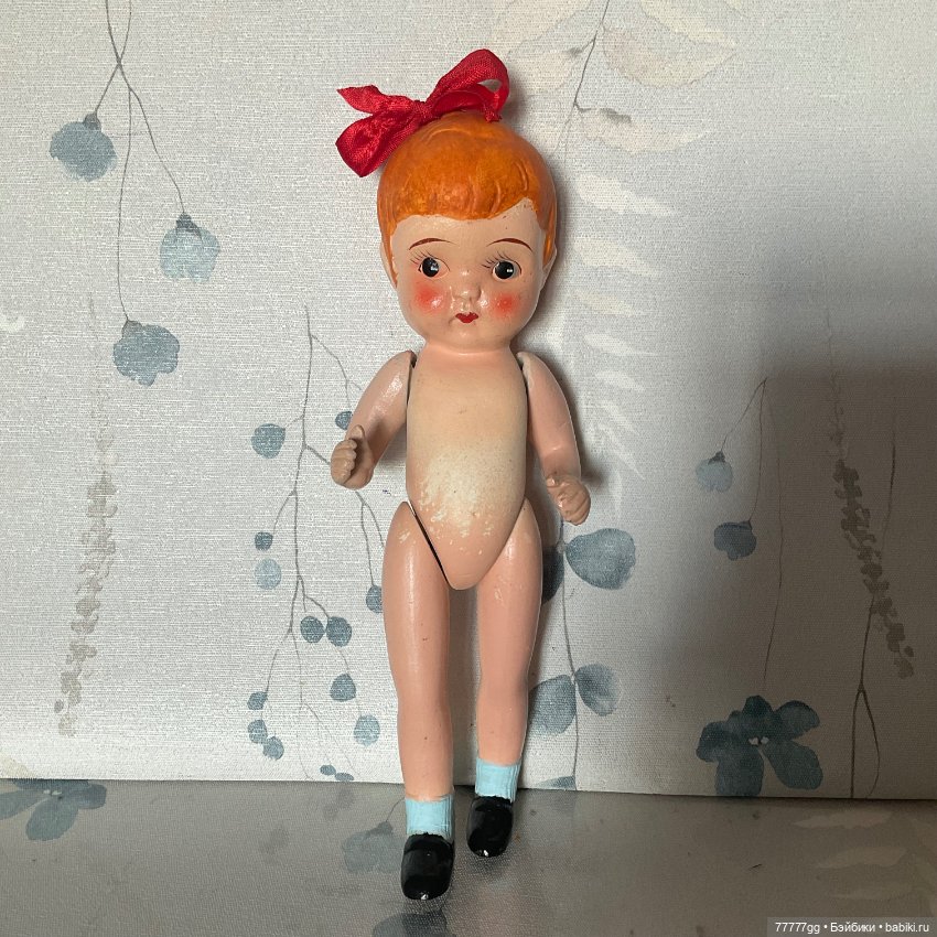 Девочка с бантиком — Антикварные куклы