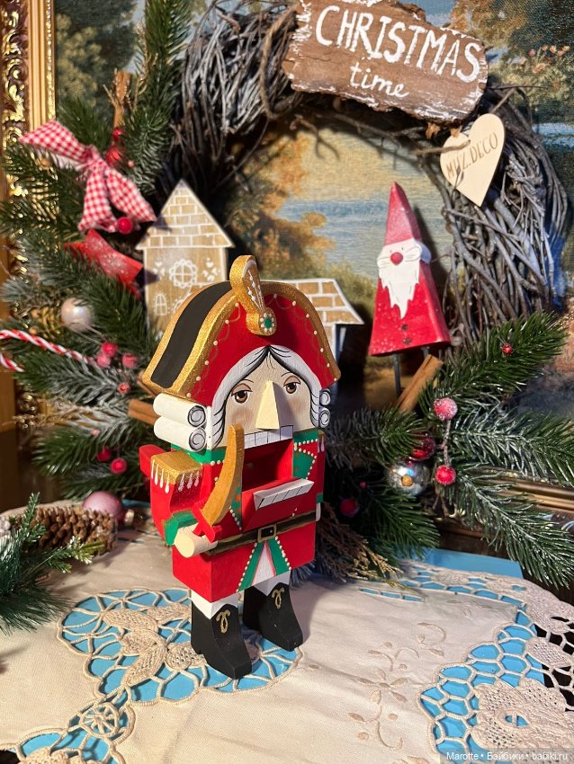 Щелкунчик для новогоднего антуража (фото 3)