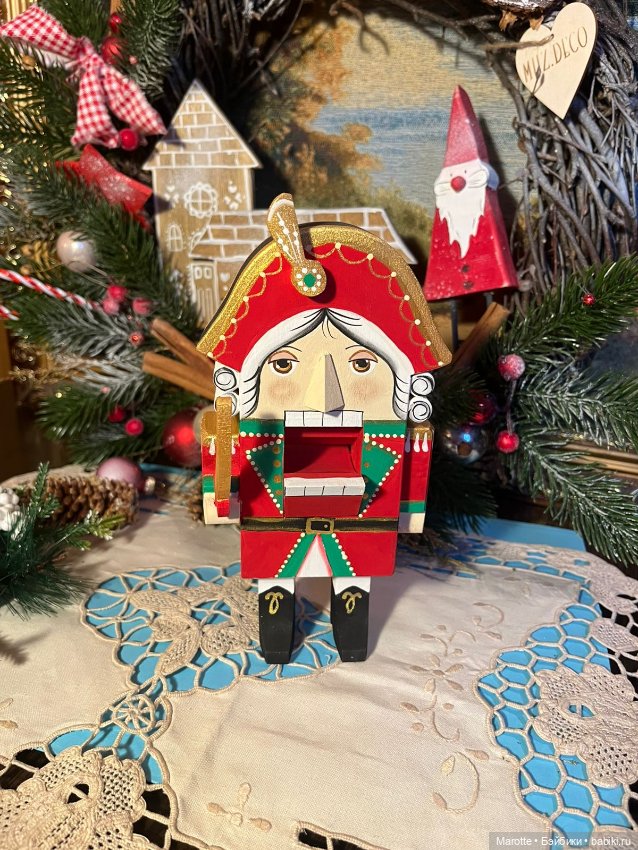 Щелкунчик для новогоднего антуража