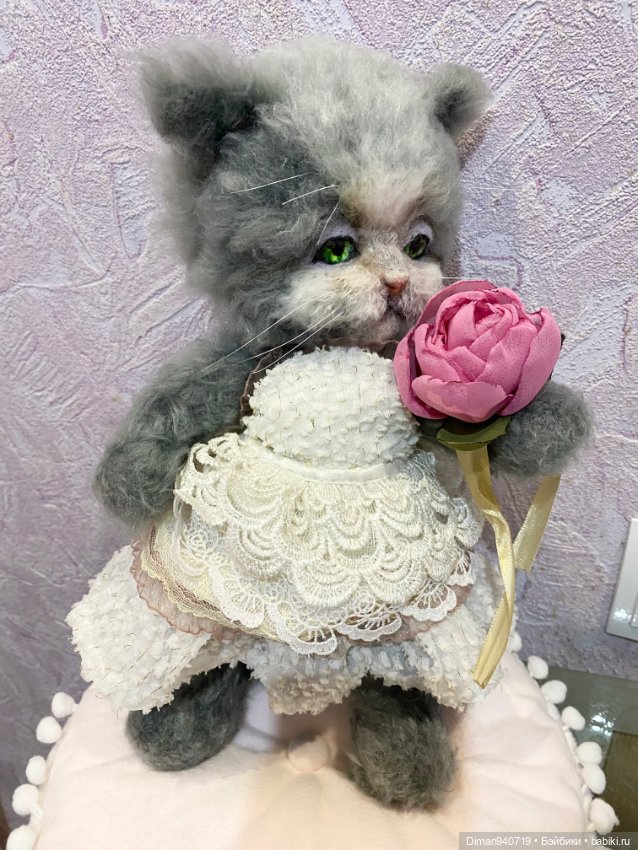 Авторская кошка ручной работы (фото 3)