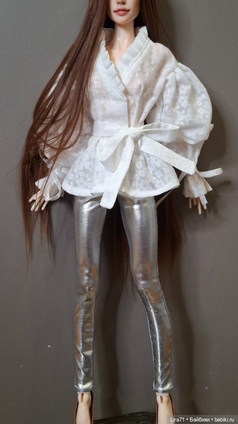 Блузка и лосины для девочек 1/4