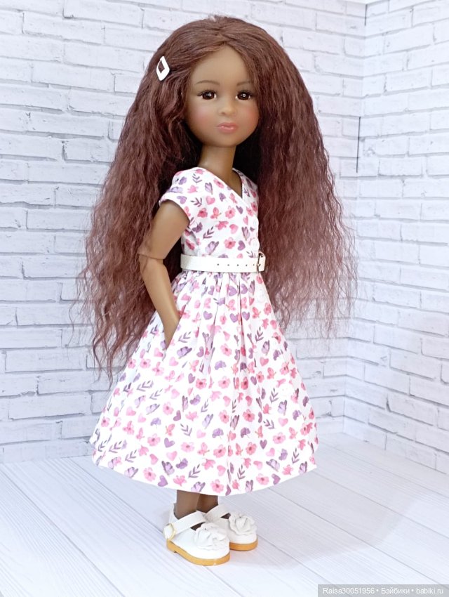 Платье для кукол Руби Ред 37 см (фото 3)