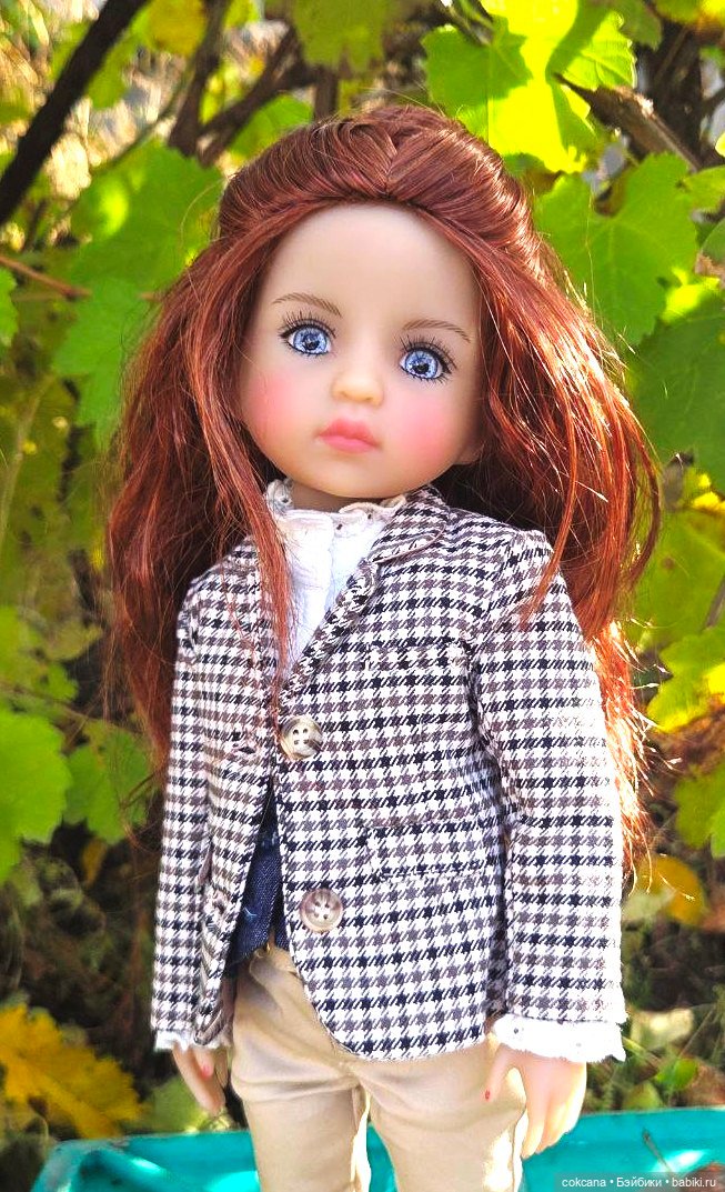 Пенелопа Руби Ред (Колибри, Франция) / Pénélope — Exclusive Ruby Red Doll, Franc (фото 5)
