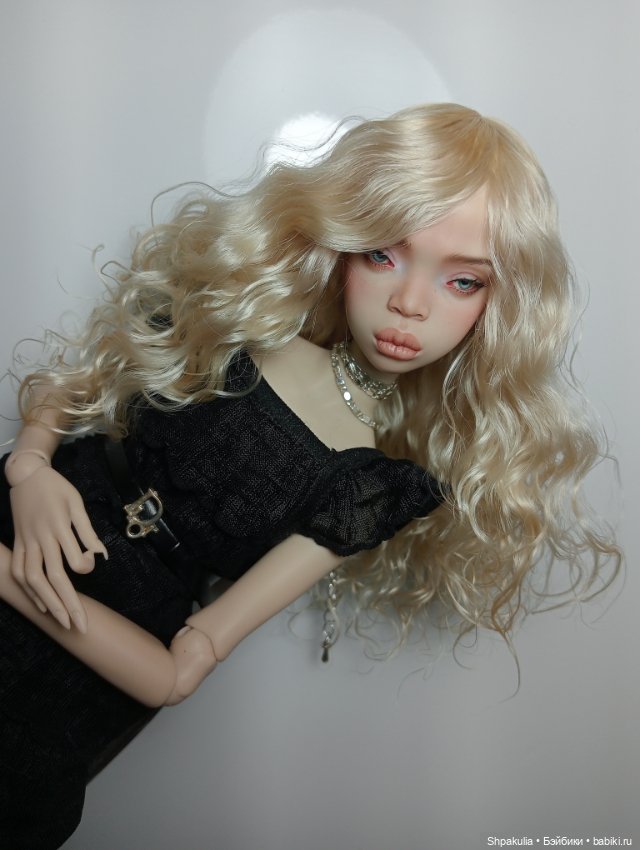 Парики для кукол Лосевой, Поповой и др в ассортименте