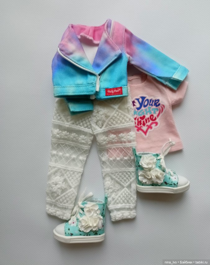 Аутфит куклы Ruby Red ( Руби Ред) Сары