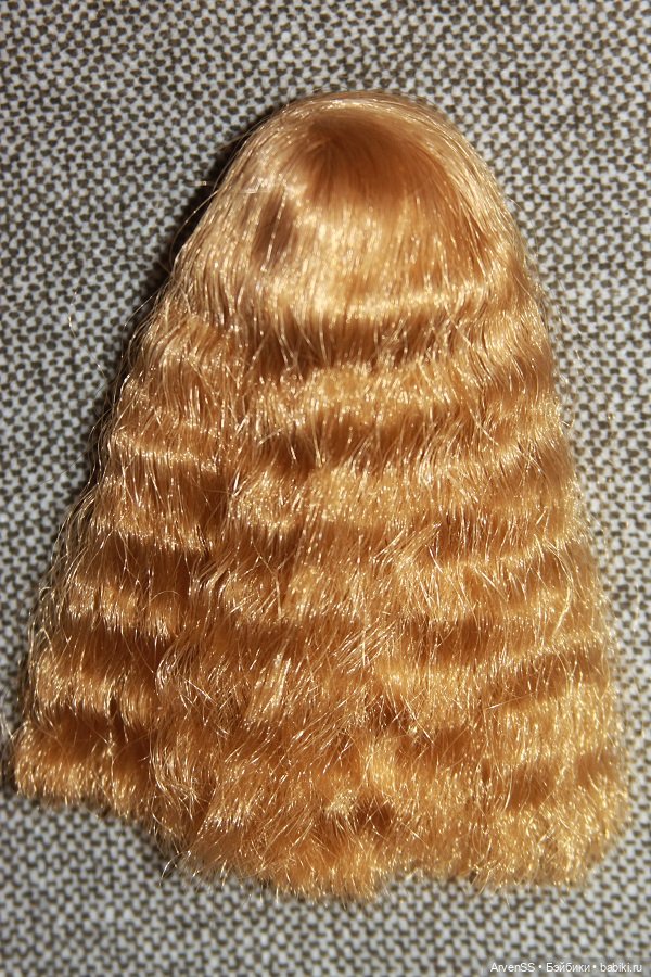 Голова первого выпуска подружки Дженни Шины (фото 6)