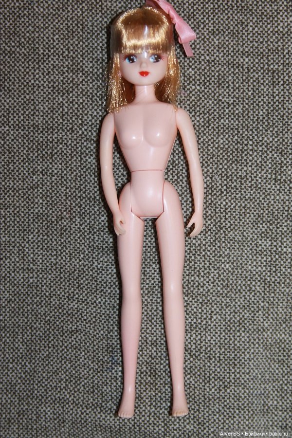 Ликка 4 поколения с ярким макияже (фото 6)