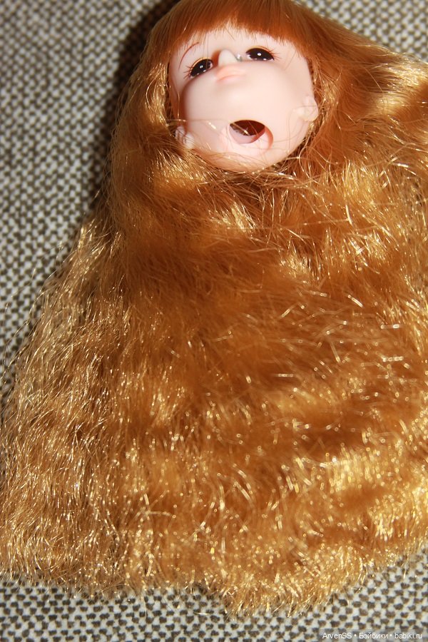 Голова первого выпуска подружки Дженни Шины (фото 7)