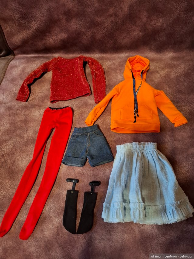 Лот одежды для кукол Сд формата (фото 7)