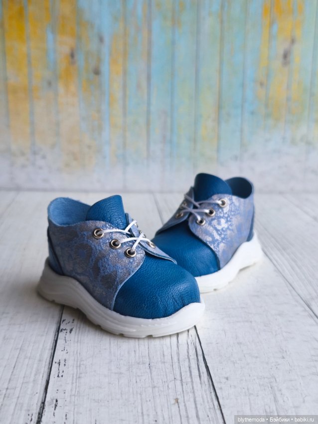 Кроссовки для куклы Llorens 42 см