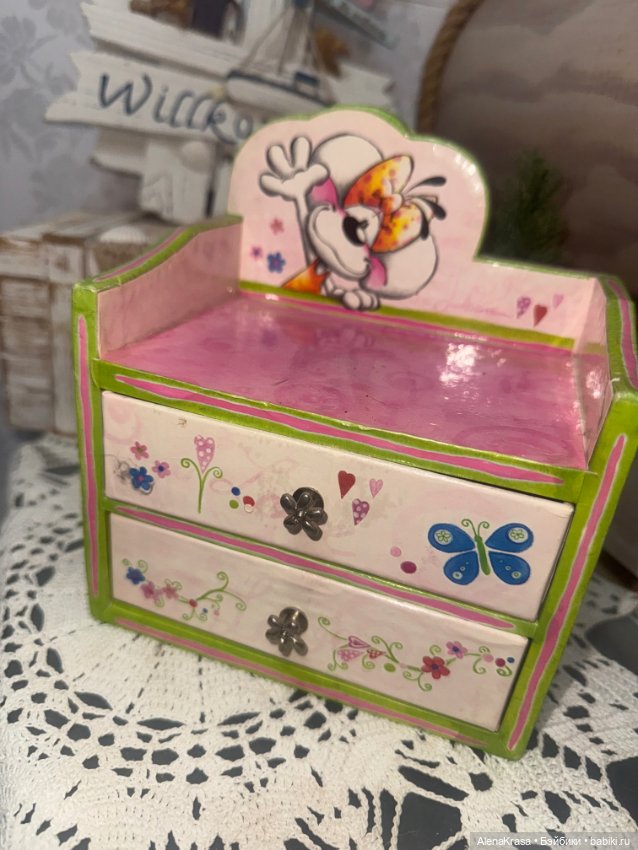 Комод для кукол и кукольных нудностей (фото 2)