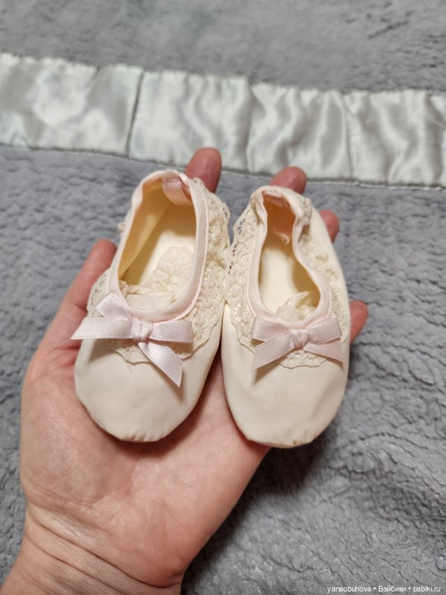 Винтажные розовые атласные пинетки-балетки для больших кукол (фото 4)