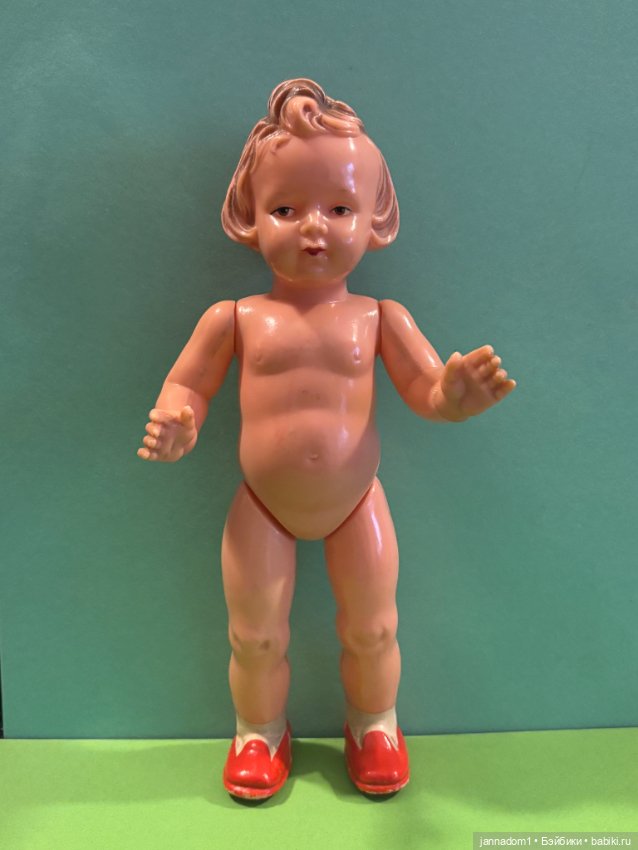 Очаровательная кареглазая кукла Milon Gehler Mige Мигешка, высота 22 см