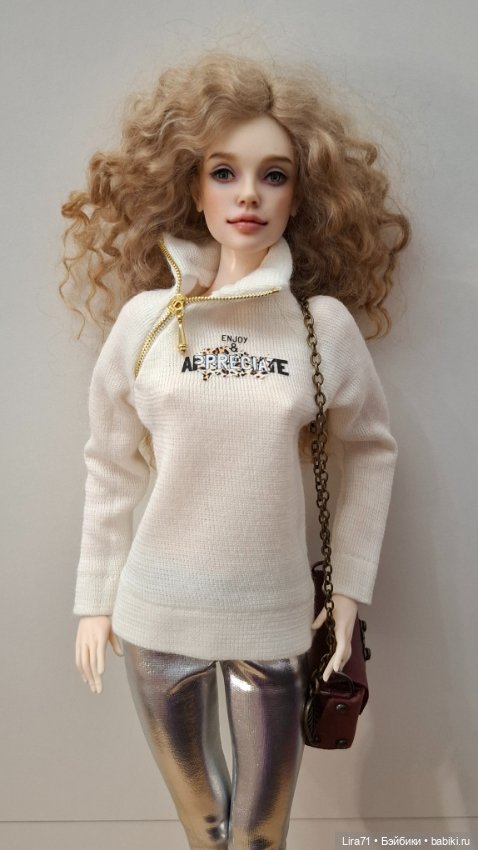 Джемпер на молнии на девочек 1/4 (фото 3)