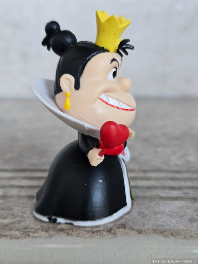 Королева "Алиса в стране Чудес" (фото 2)