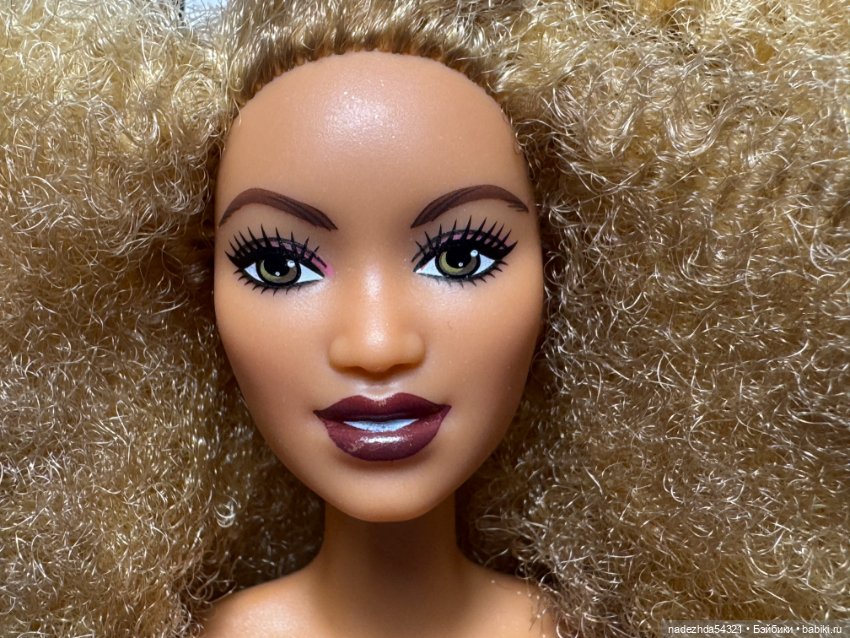 Барби от Марни Сенофонте на теле йоги (фото 7)