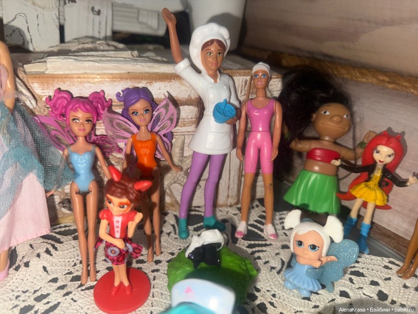 Лот маленьких кукл — Игровые куклы (фото 6)