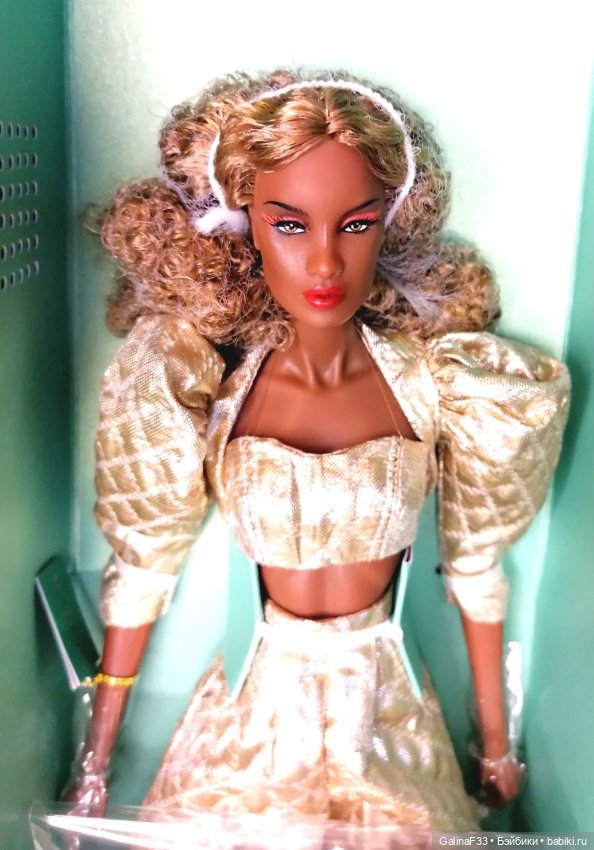 Golden Glam Queen Кики (Keeki ) Integrity Toys (фото 2)