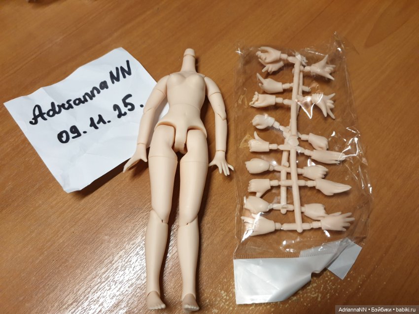 Тело для куклы Блайз blythe скинтон вайт с ручками (фото 3)