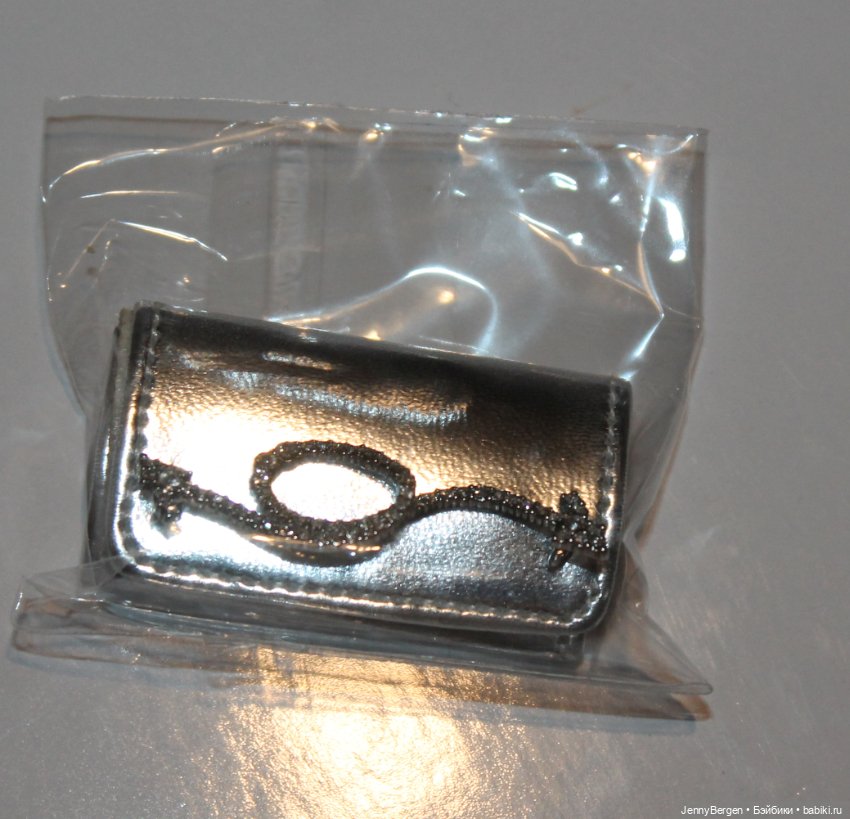 Сумочка от Fierce Seduction Navia Phan