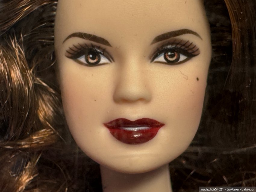 Барби Эсми "Сумерки" — Игровые куклы (фото 5)