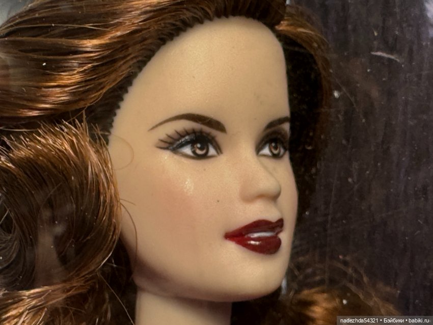 Барби Эсми "Сумерки" — Игровые куклы (фото 6)