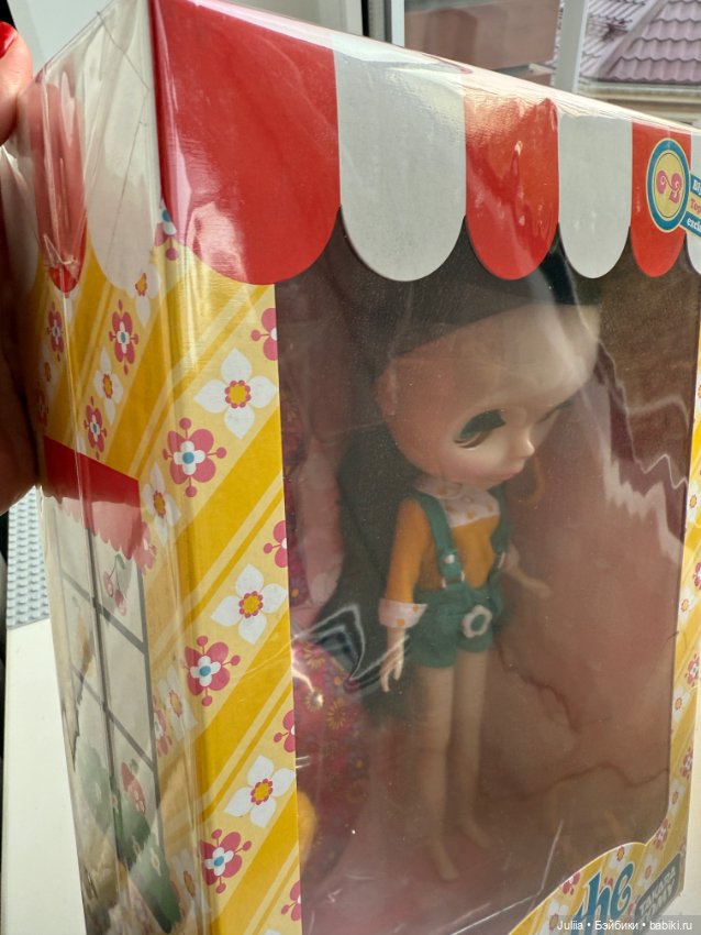 NRFB Nostalgic Pop rbl — Коллекционные куклы (фото 2)