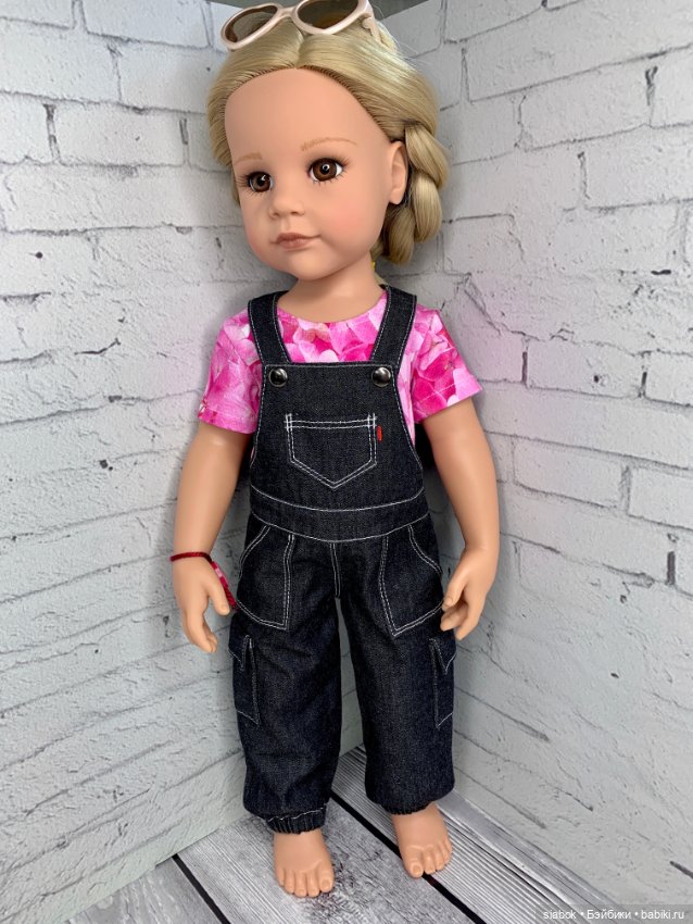 Джинсовые комбинезоны для кукол Готц 50 см (фото 3)