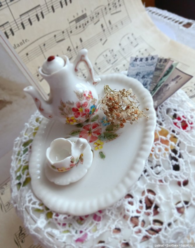 Старинный фарфоровый сервиз для куклы (фото 8)