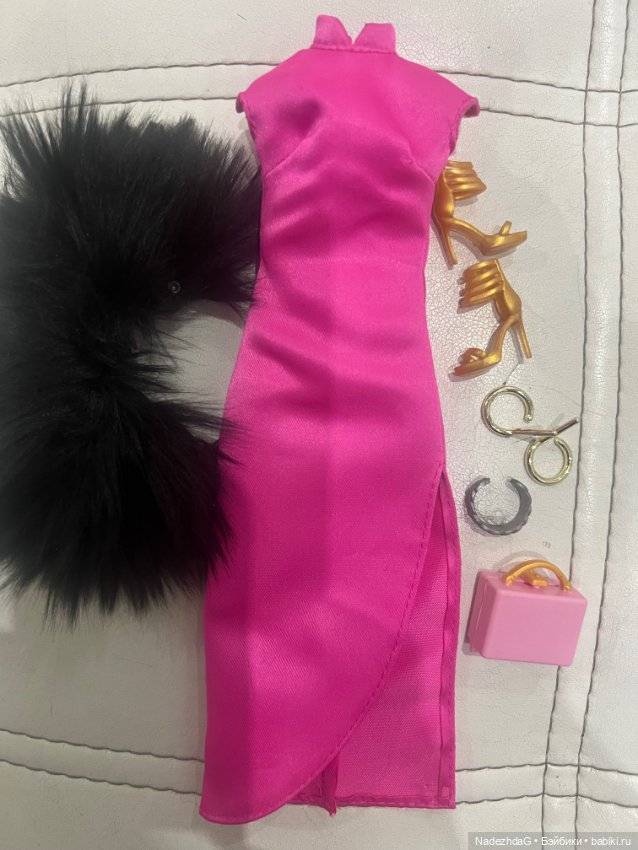 Аутфит Кили Джонс Тэд Лассо (фото 2)