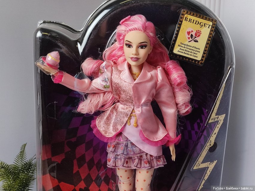 Disney Descendants: The Rise of Red, Bridget (фото 3)