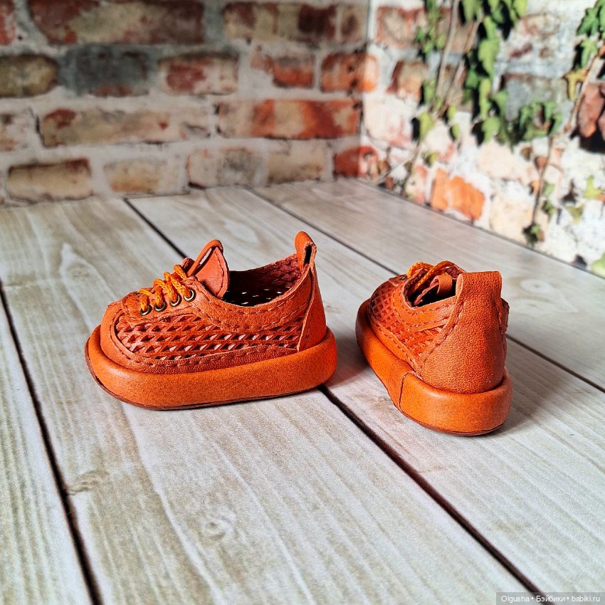 Кроссовки на Готц ростом 50 см (фото 4)