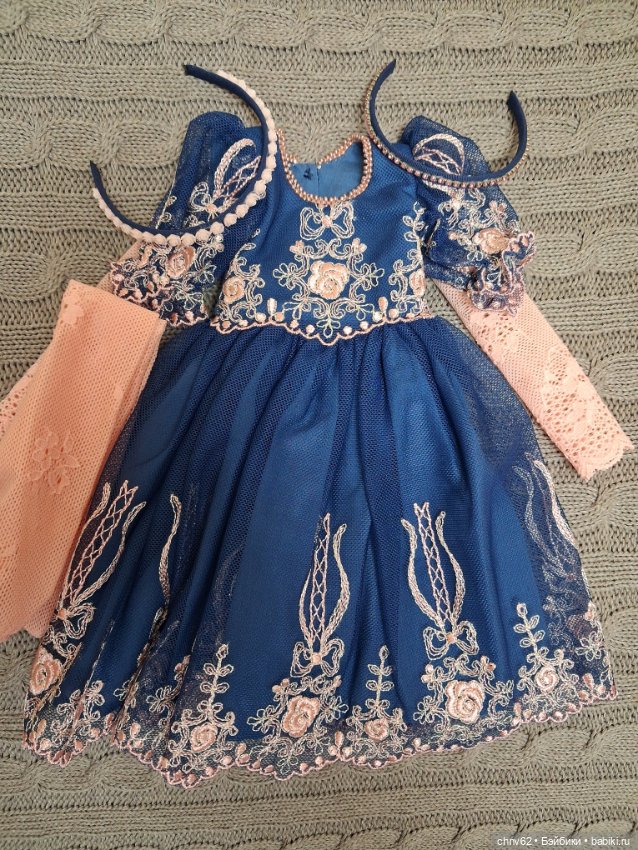 Платья для кукол Кайе Виггс 45см.и других кукол ростом от 40 до 48см. и похожими габаритами (фото 4)