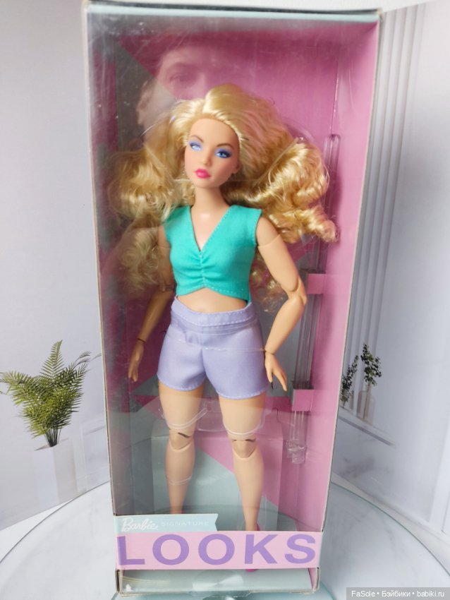 Barbie looks Модель № 16 Андра блондинка пышка
